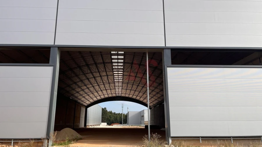 Armazém para Venda em Aguada de Cima Foto 5