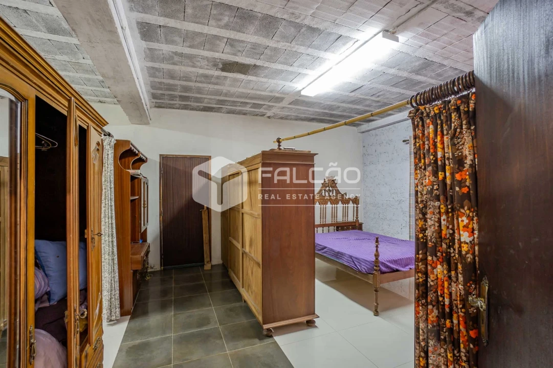 Moradia T4 para Venda em Cabeção Foto 21