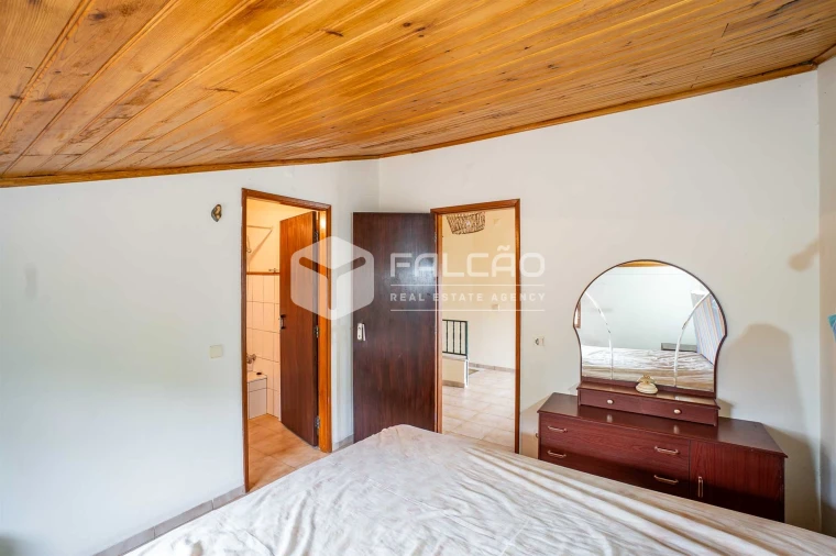 Moradia T4 para Venda em Cabeção Foto 28