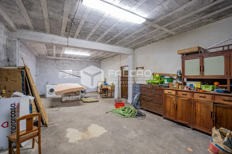 Moradia T4 para Venda em Cabeção Foto 37