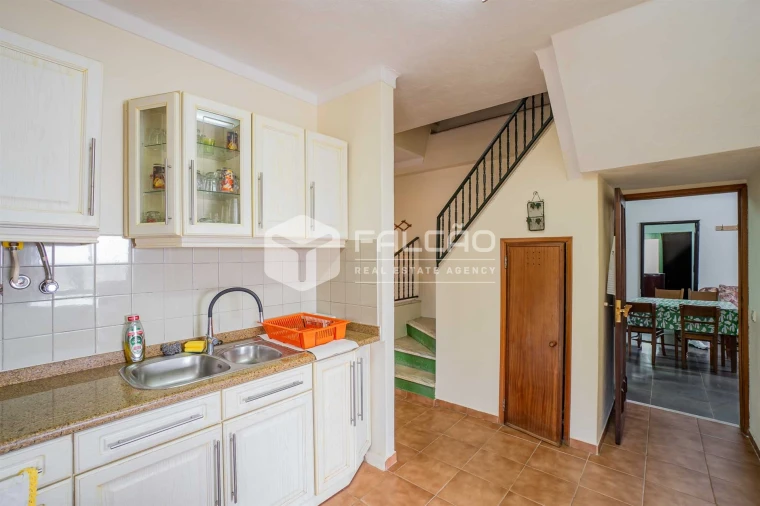 Moradia T4 para Venda em Cabeção Foto 9