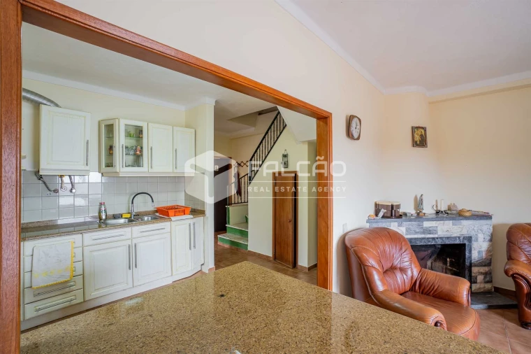 Moradia T4 para Venda em Cabeção Foto 8