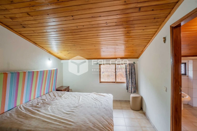 Moradia T4 para Venda em Cabeção Foto 27