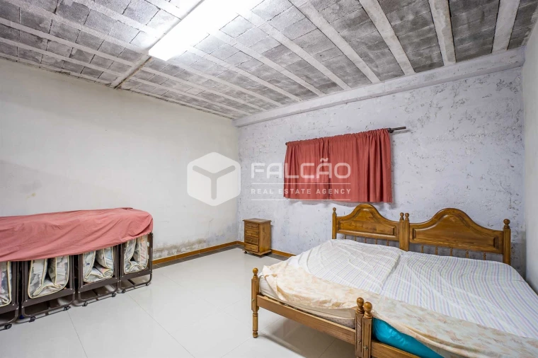 Moradia T4 para Venda em Cabeção Foto 22