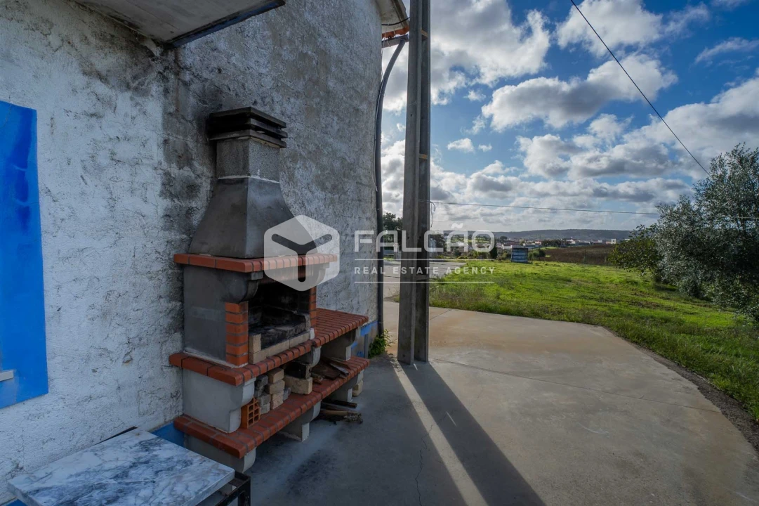 Moradia T4 para Venda em Cabeção Foto 59