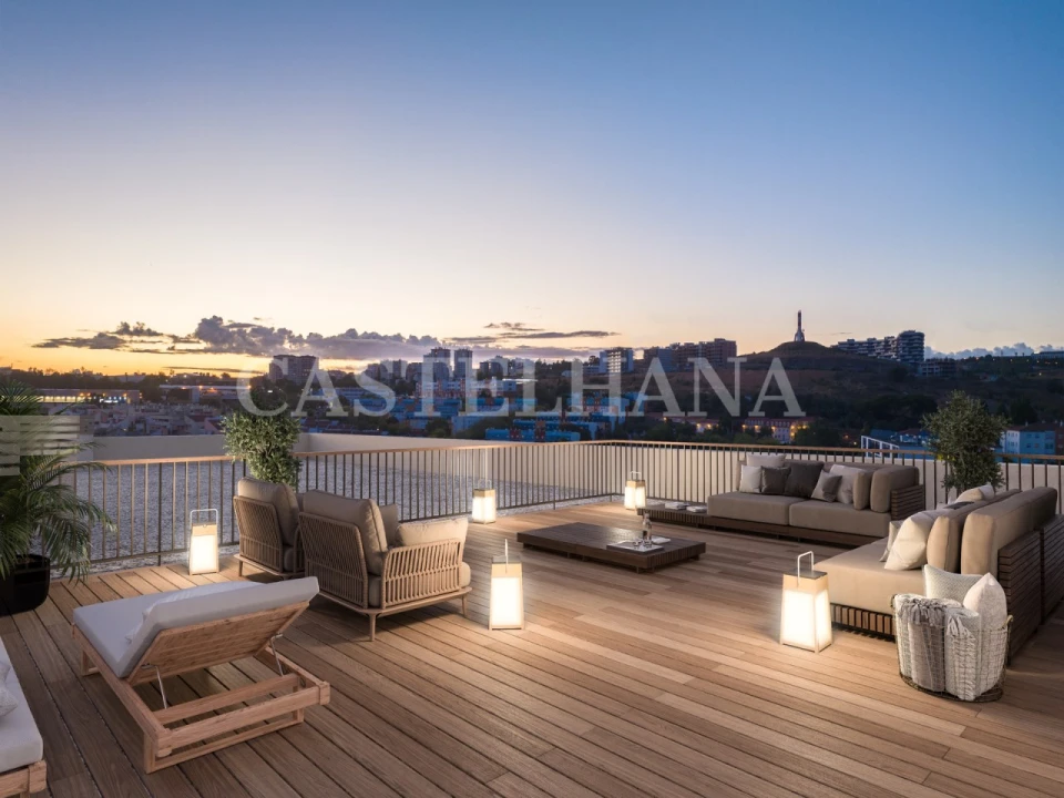 Apartamento T4 para Venda em Carnaxide e Queijas Foto 7