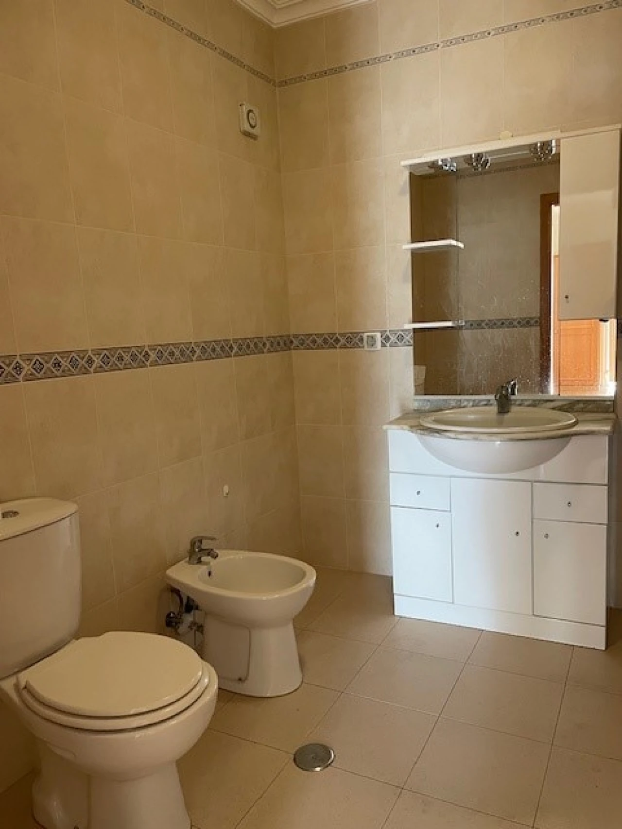 Apartamento T3 para Arrendamento em Ponte de Sor, Tramaga e Vale de Açor Foto 13