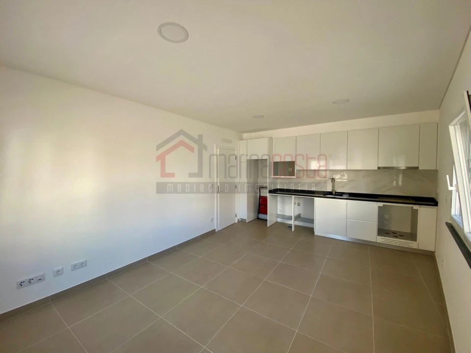Apartamento T3 para Venda em Ferrel Foto 6