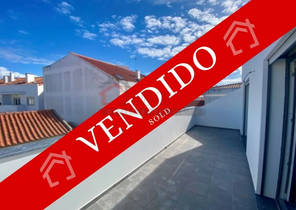 Apartamento T3 para Venda em Ferrel Foto 1