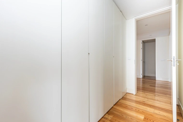 Apartamento T4 para Venda em Santo António Foto 15