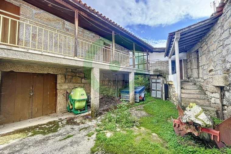 Moradia T3 para Venda em Fornos do Pinhal Foto 3