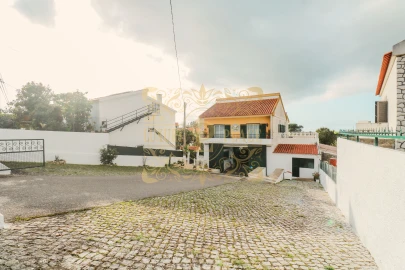 Moradia T3 para Venda em Sesimbra (Castelo)