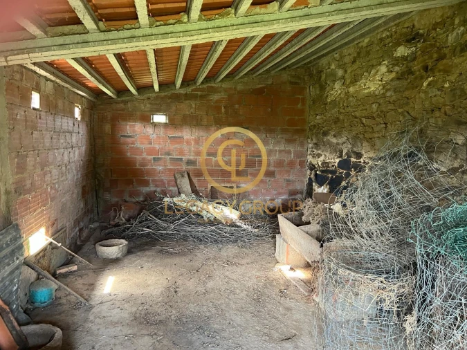 Quinta T2 para Venda em São Martinho das Amoreiras Foto 11