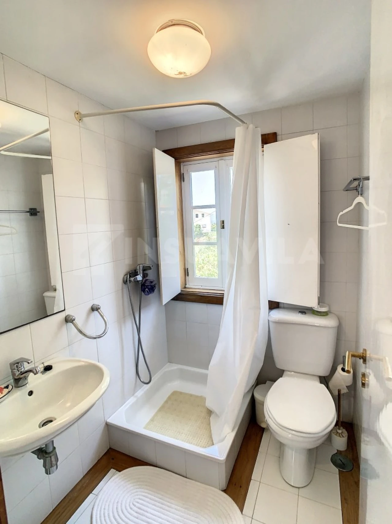 Moradia T4 para Venda em Loivo Foto 26