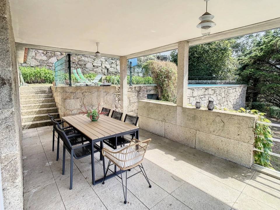 Moradia T4 para Venda em Loivo Foto 24