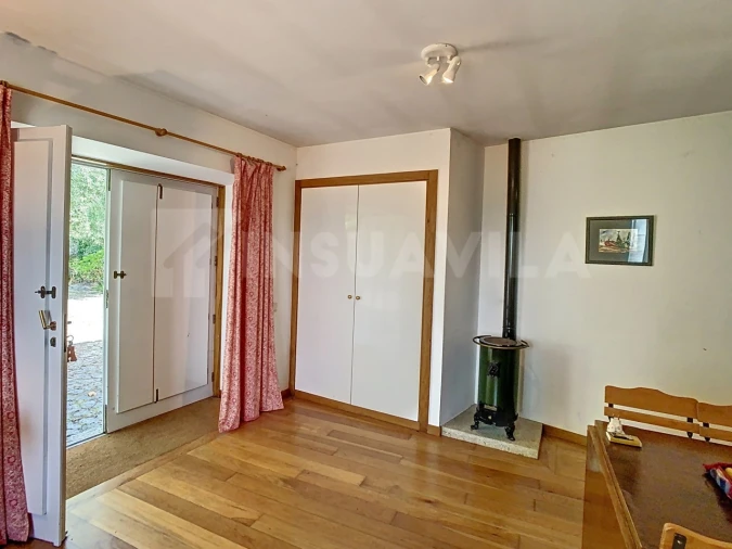 Moradia T4 para Venda em Loivo Foto 46