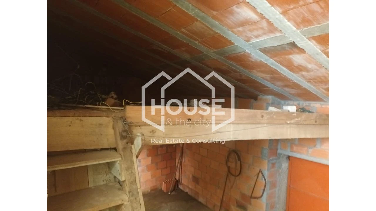 Moradia T2 para Venda em Junqueira Foto 12