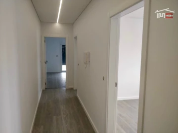 Moradia T4 para Venda em Fernao Ferro