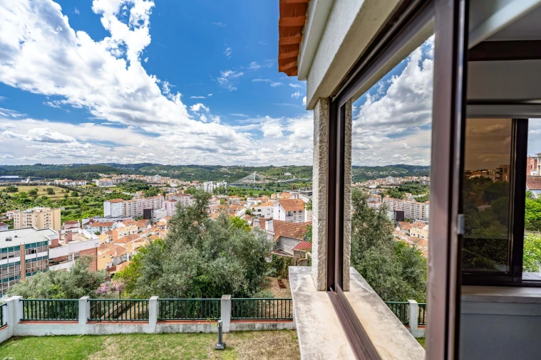 Moradia T9 para Venda em Sé Nova, Santa Cruz, Almedina e São Bartolomeu Foto 105