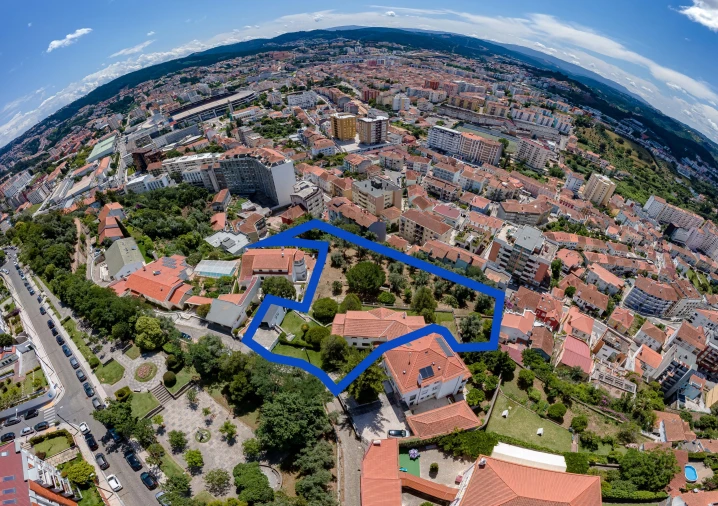 Moradia T9 para Venda em Sé Nova, Santa Cruz, Almedina e São Bartolomeu Foto 100