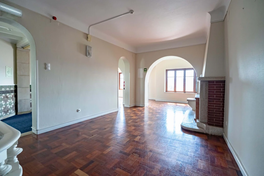 Moradia T9 para Venda em Sé Nova, Santa Cruz, Almedina e São Bartolomeu Foto 13