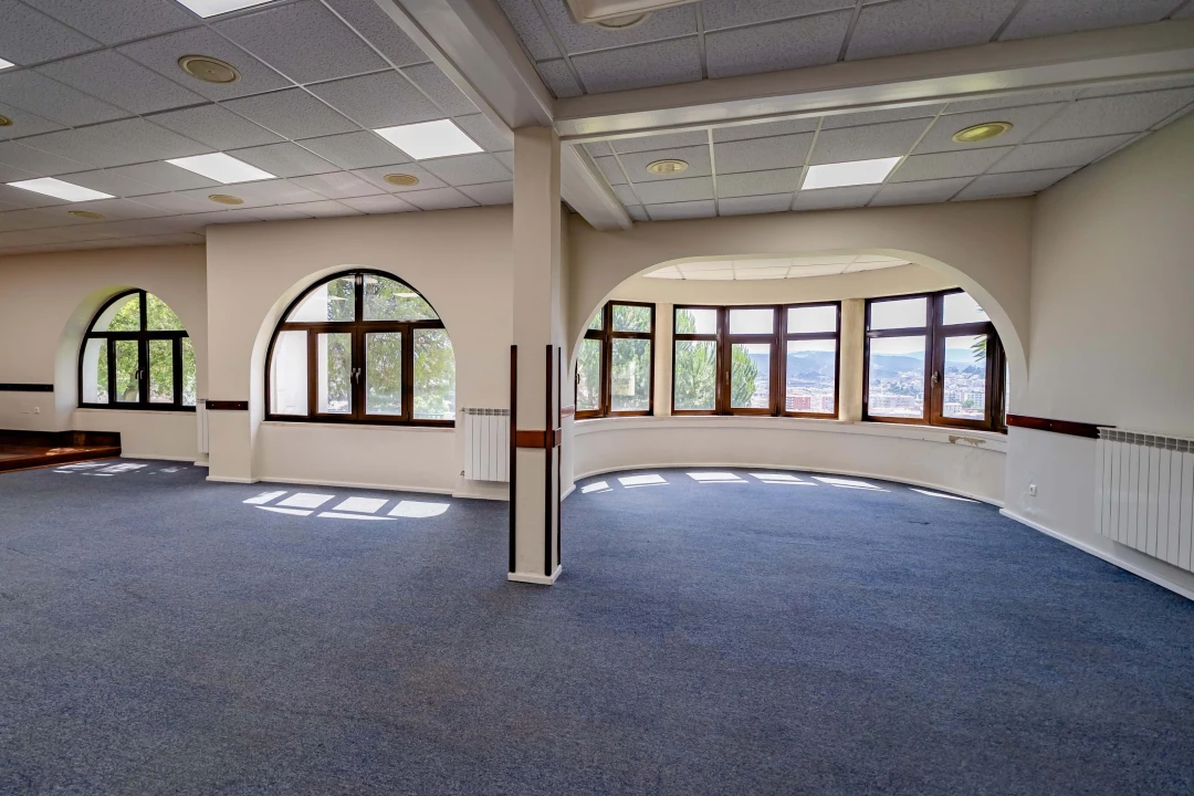 Moradia T9 para Venda em Sé Nova, Santa Cruz, Almedina e São Bartolomeu Foto 6