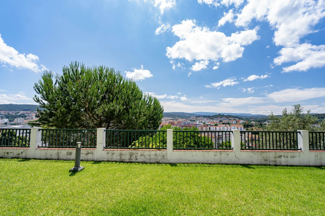 Moradia T9 para Venda em Sé Nova, Santa Cruz, Almedina e São Bartolomeu Foto 63