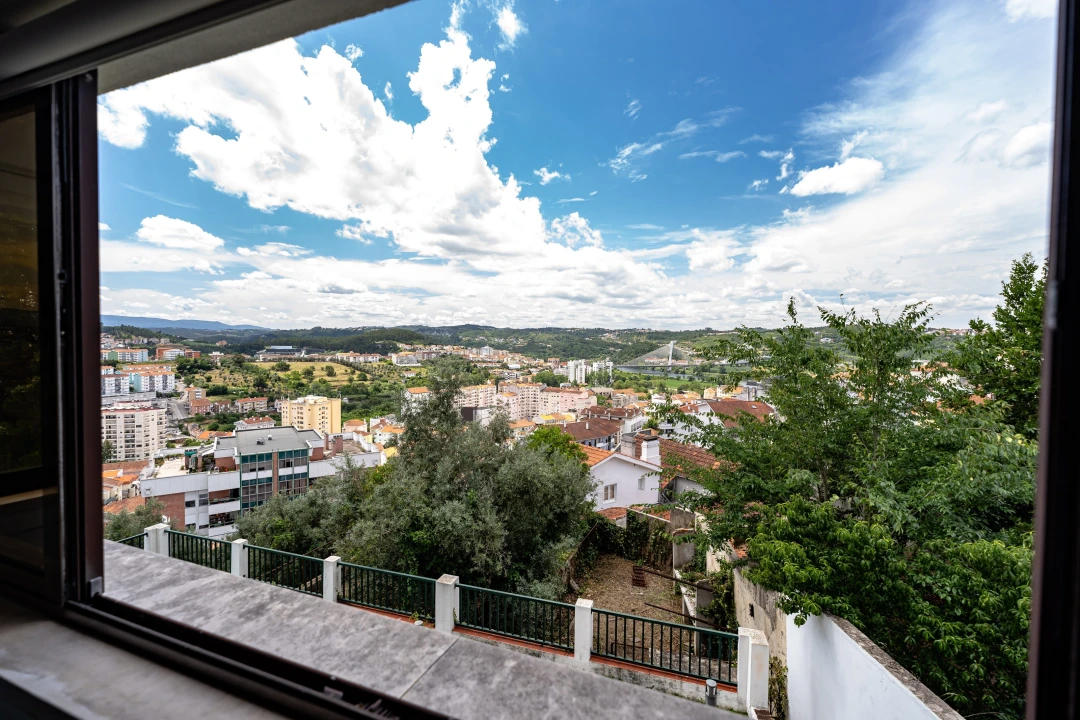 Moradia T9 para Venda em Sé Nova, Santa Cruz, Almedina e São Bartolomeu Foto 104
