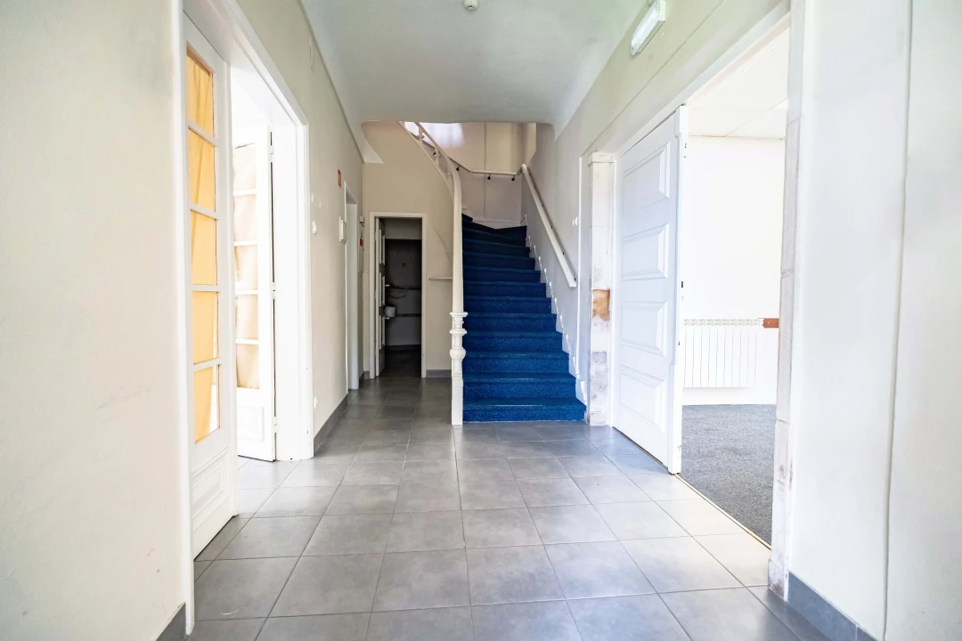 Moradia T9 para Venda em Sé Nova, Santa Cruz, Almedina e São Bartolomeu Foto 11