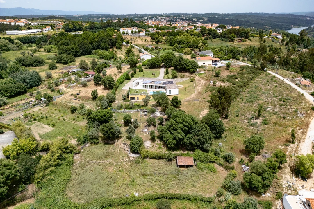 Moradia T4 para Venda em Santa Comba Dão e Couto do Mosteiro Foto 64