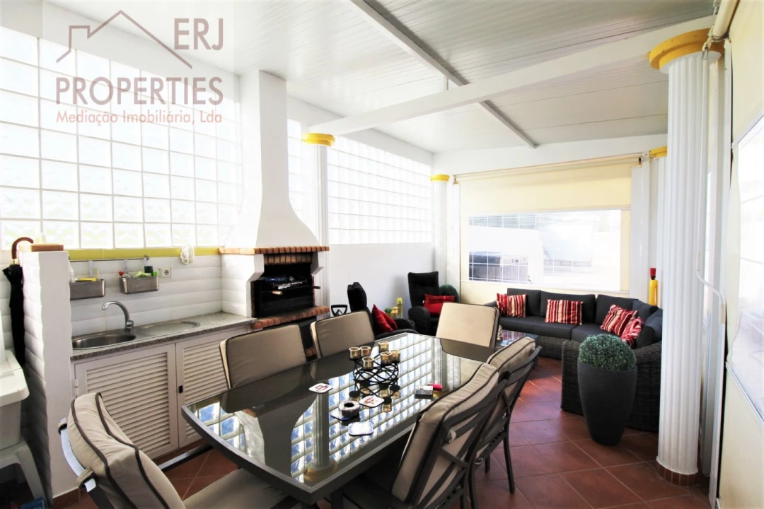 Moradia T2 para Venda em Vila Nova de Cacela Foto 2