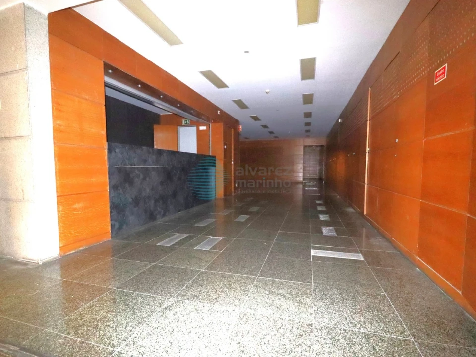 Escritório para Arrendamento em Avenidas Novas Foto 3