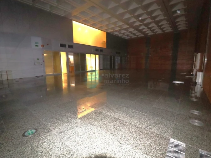 Escritório para Arrendamento em Avenidas Novas Foto 9