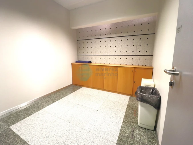 Escritório para Arrendamento em Avenidas Novas Foto 10