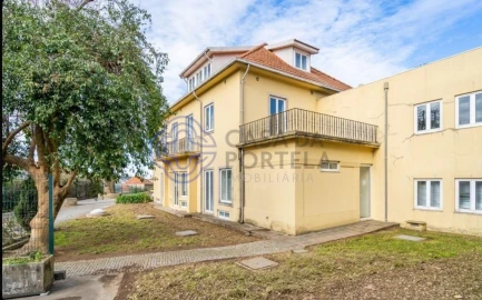 Moradia T23 para Venda em Santa Marinha e São Pedro da Afurada