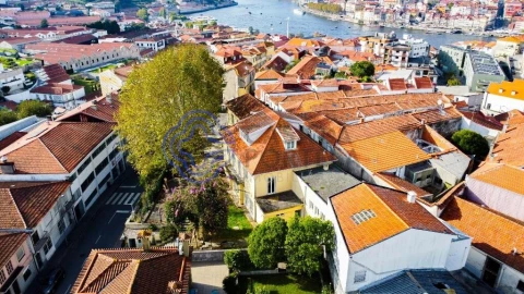 Moradia T23 para Venda em Santa Marinha e São Pedro da Afurada
