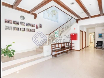 Moradia T23 para Venda em Santa Marinha e São Pedro da Afurada