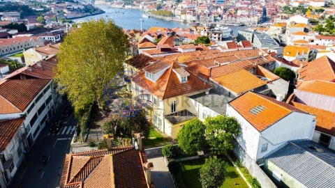 Moradia T23 para Venda em Santa Marinha e São Pedro da Afurada