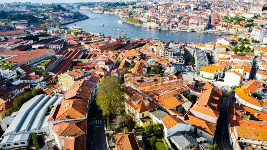 Moradia T23 para Venda em Santa Marinha e São Pedro da Afurada Foto 30