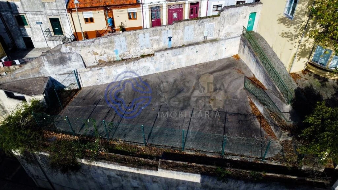Moradia T23 para Venda em Santa Marinha e São Pedro da Afurada Foto 28