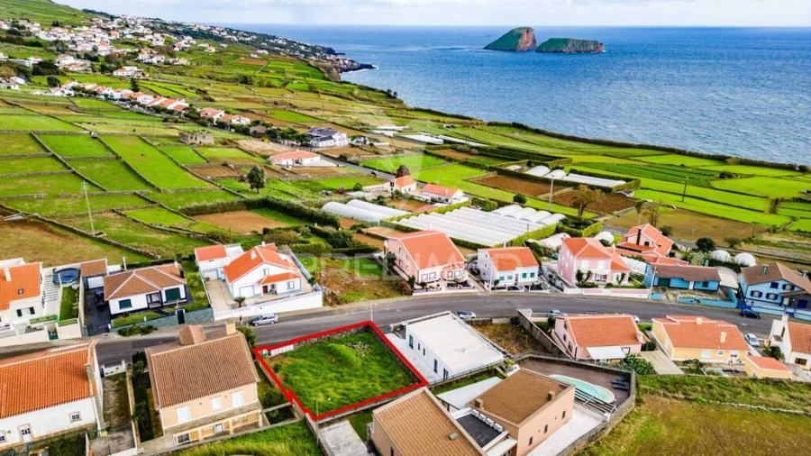 Terreno para Venda em Ribeirinha Foto 4