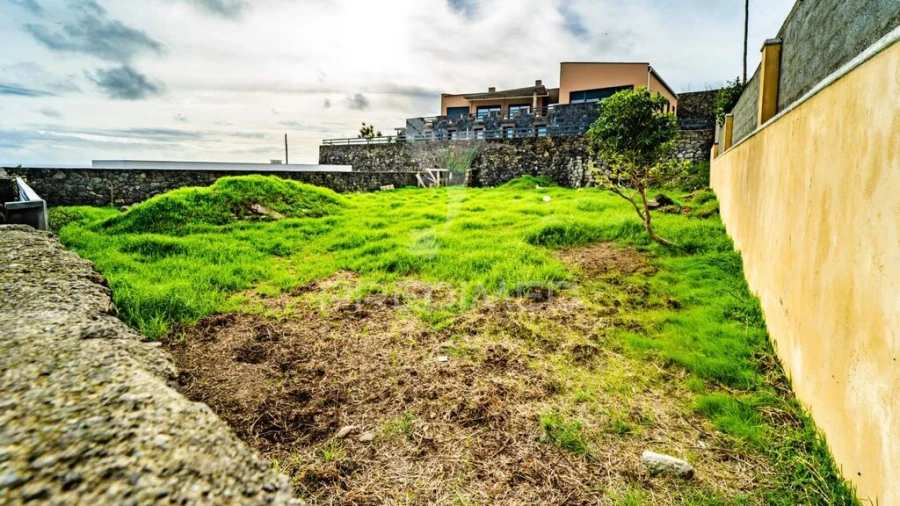 Terreno para Venda em Ribeirinha Foto 5