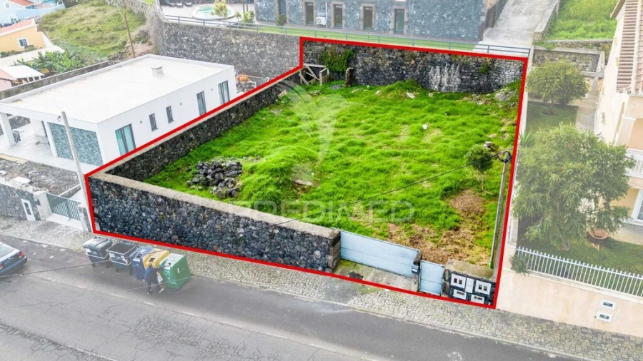 Terreno para Venda em Ribeirinha