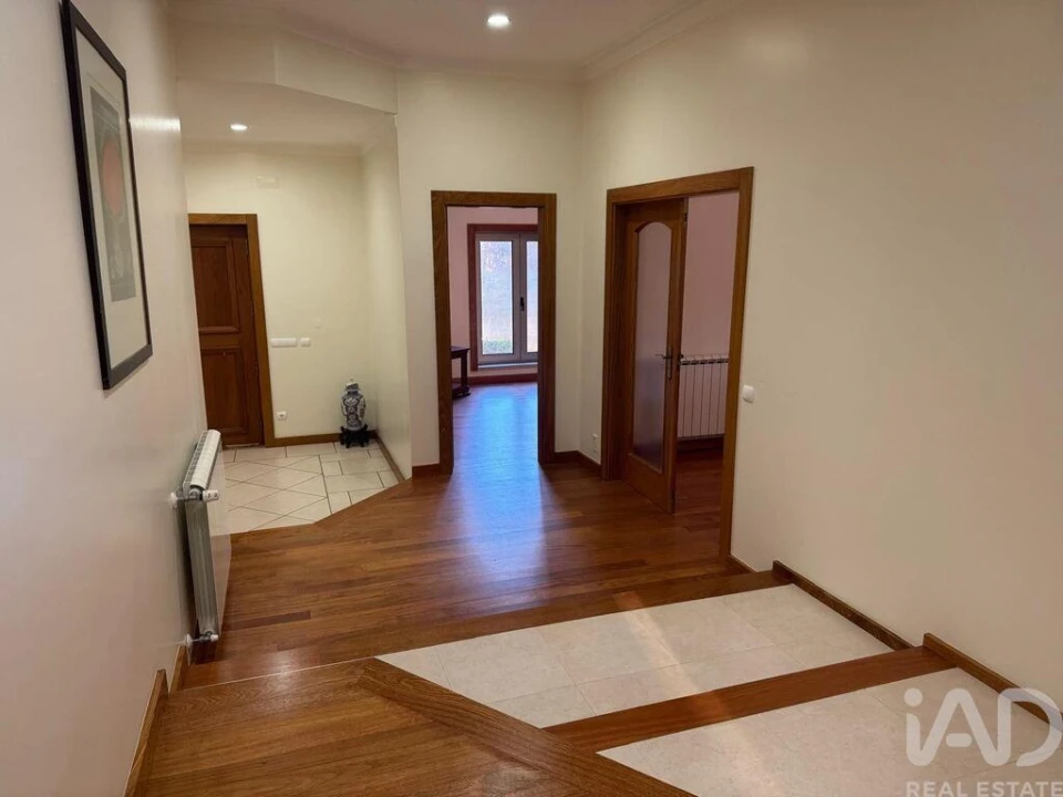 Moradia T3 para Venda em Valado dos Frades Foto 17