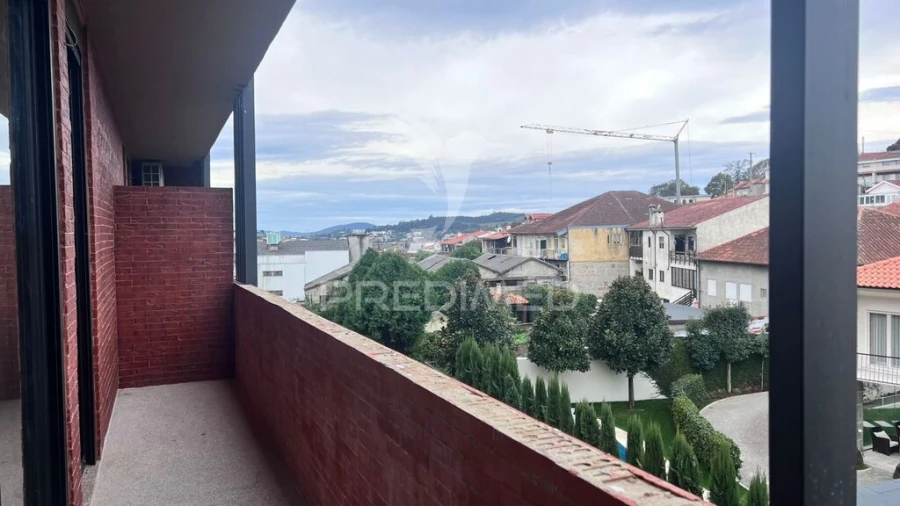 Apartamento T2 para Venda em Creixomil Foto 14