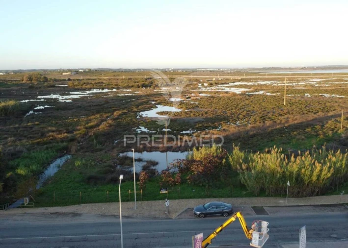 Terreno para Venda em Monte Gordo Foto 3
