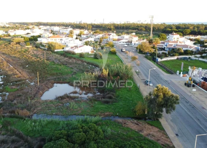 Terreno para Venda em Monte Gordo Foto 6