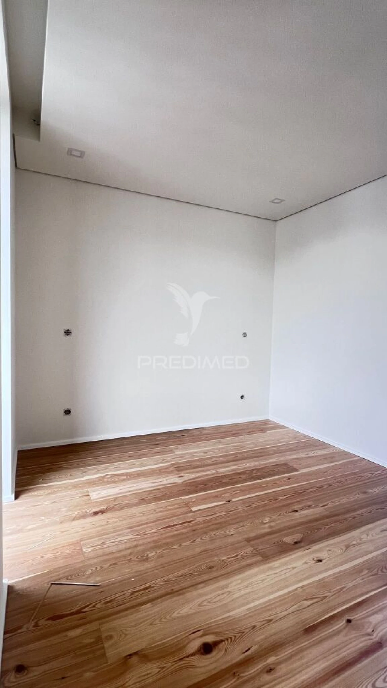Apartamento T2 para Venda em Creixomil Foto 6