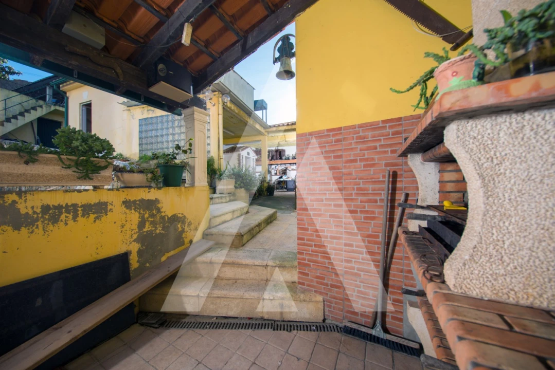 Moradia T6 para Venda em Figueiro do Campo Foto 9