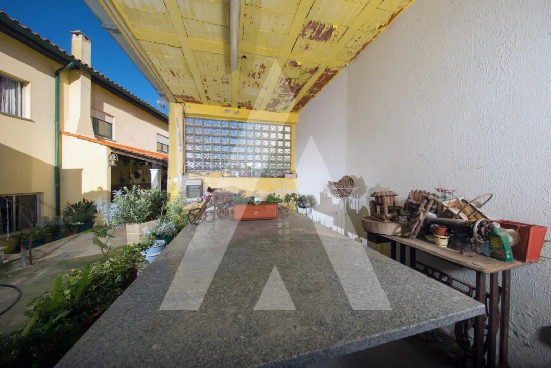 Moradia T6 para Venda em Figueiro do Campo Foto 10